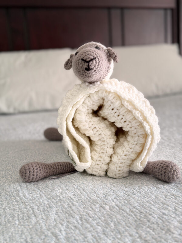 Woolly Wrap by Adri